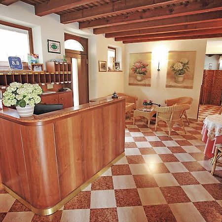 Hotel Faccioli Valeggio sul Mincio Exteriör bild